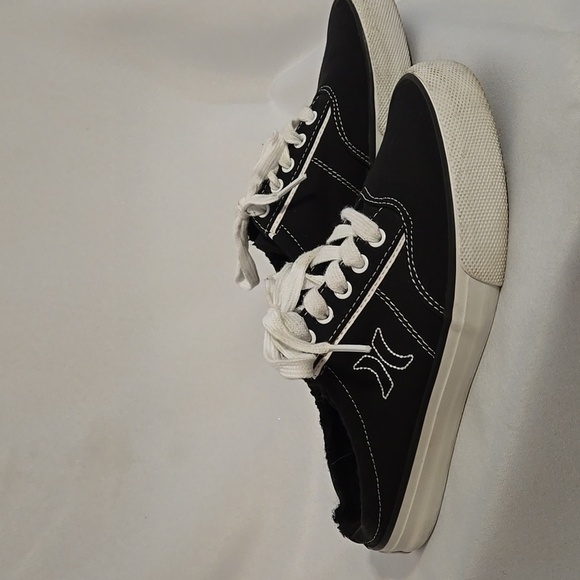 Hurley Shoes - Hurley Shoes, Sz 6M, Kayo Lace Mules, Black n White, Slip-ons, Open-heel